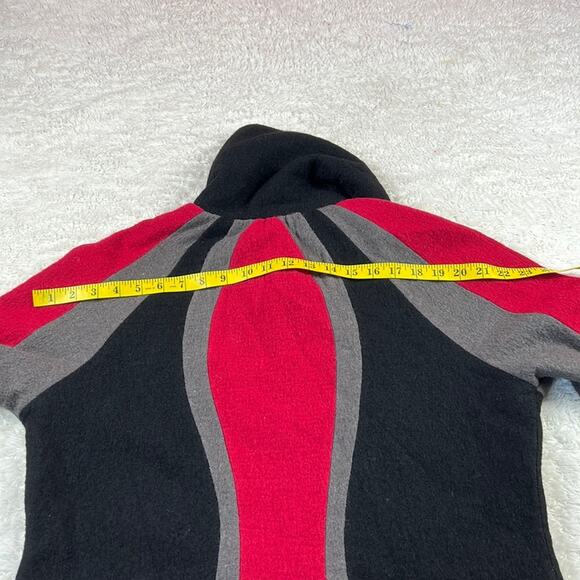 Carson felted wool abstract art red and black snap front coat, med - Picture 9 of 13